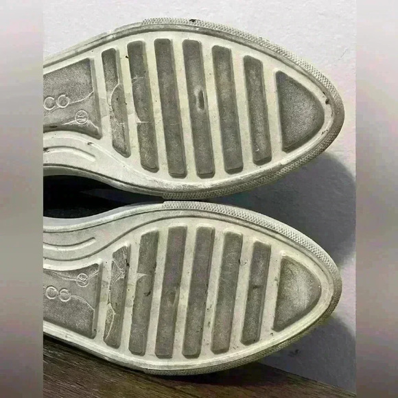 Ecco Gillian Lace Up Sneakers Womens size 6 - Picture 10 of 11